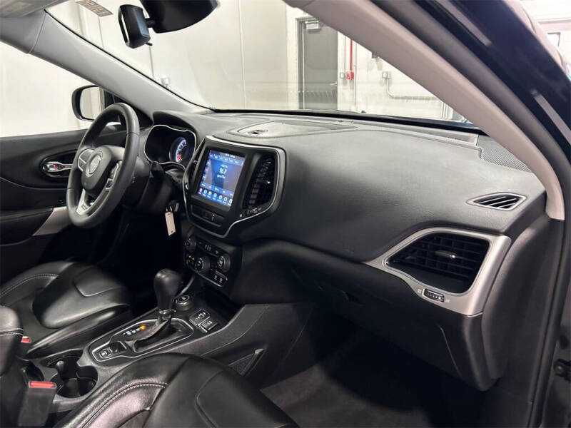 2022 Jeep Cherokee X