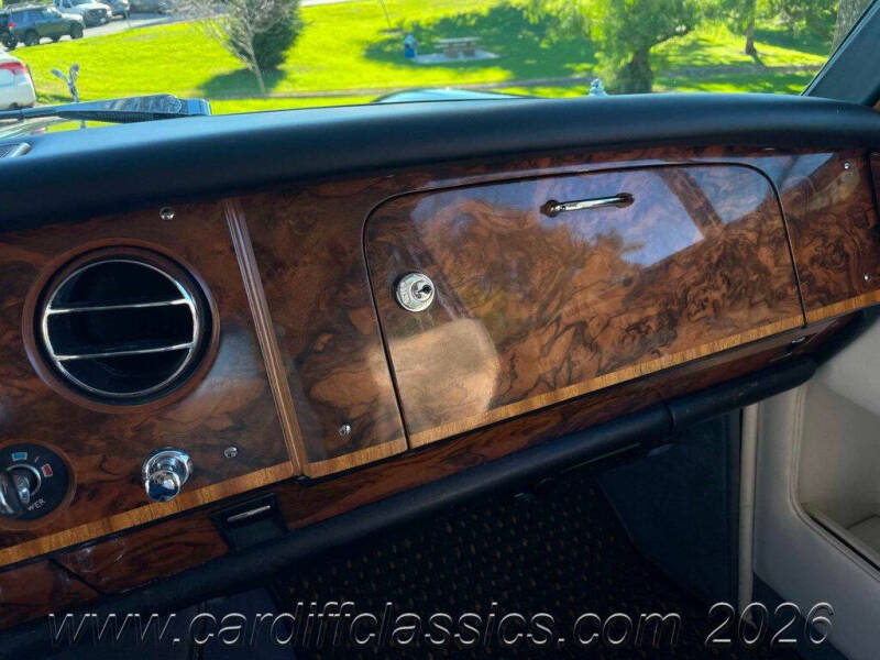 1967 Rolls-Royce Silver Shadow Saloon Mulliner