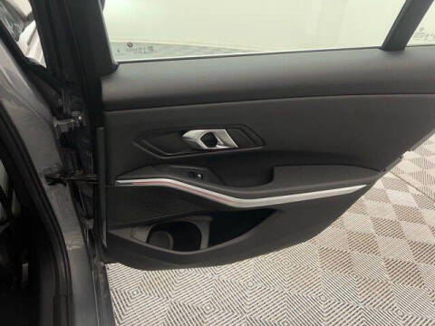 2025 BMW 3 Series 330i xDrive