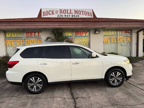 2017 Nissan Pathfinder for sale at Rock & Roll Motors in Baton Rouge LA