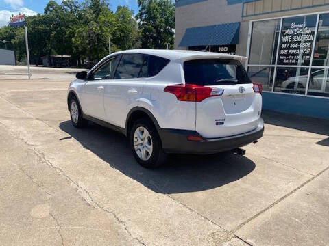 2015 Toyota RAV4 LE