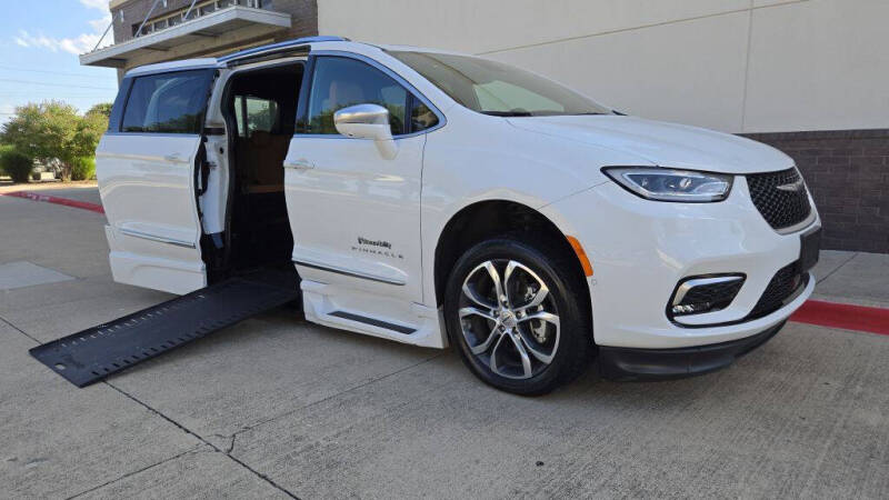 2022 Chrysler Pacifica Pinnacle