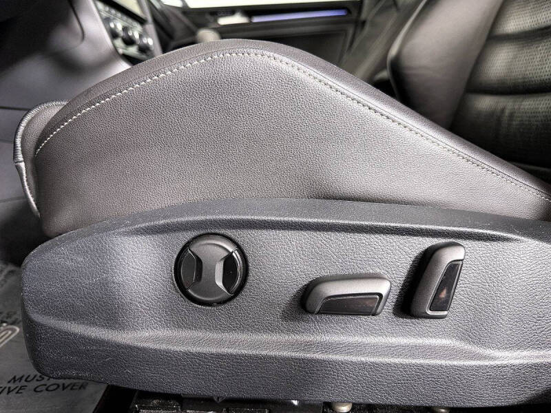 2018 Volkswagen Golf R 4Motion