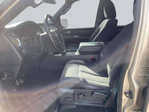 2017 Ford Expedition XL Fleet