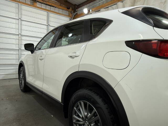 2017 Mazda CX-5 Sport