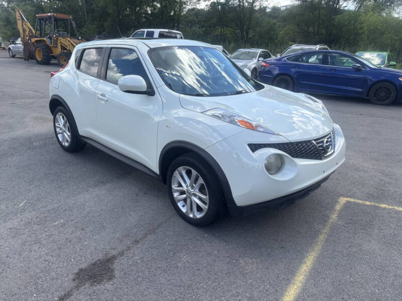 2012 Nissan JUKE SV's photo