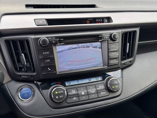 2018 Toyota RAV4 Hybrid LE