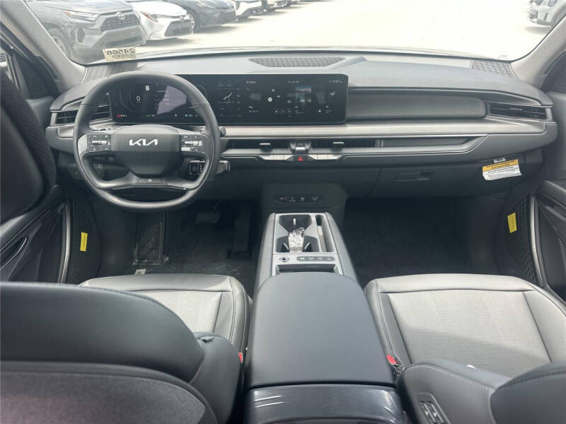 2026 Kia EV9 Light
