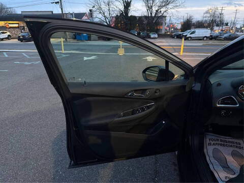 2017 Chevrolet Cruze LT Auto