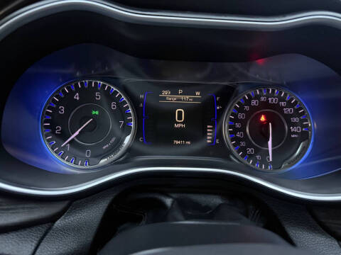 2017 Chrysler 200 Limited