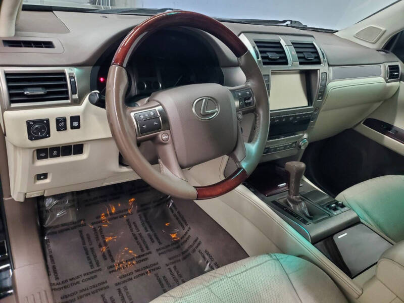 2017 Lexus GX 460