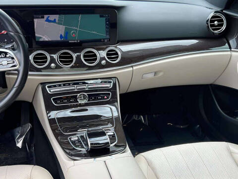 2019 Mercedes-Benz E-Class E 300