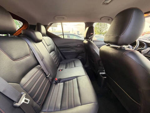 2019 Nissan Kicks S