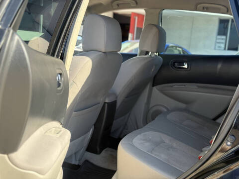 2014 Nissan Rogue Select S