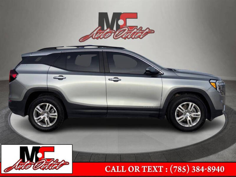 2023 GMC Terrain SLE