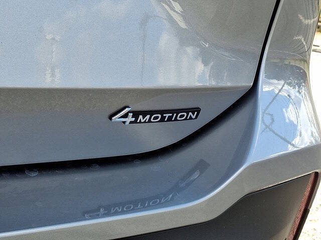 2025 Volkswagen Tiguan SE 4Motion