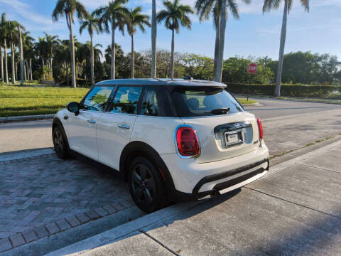 2023 MINI Hardtop 4 Door Cooper