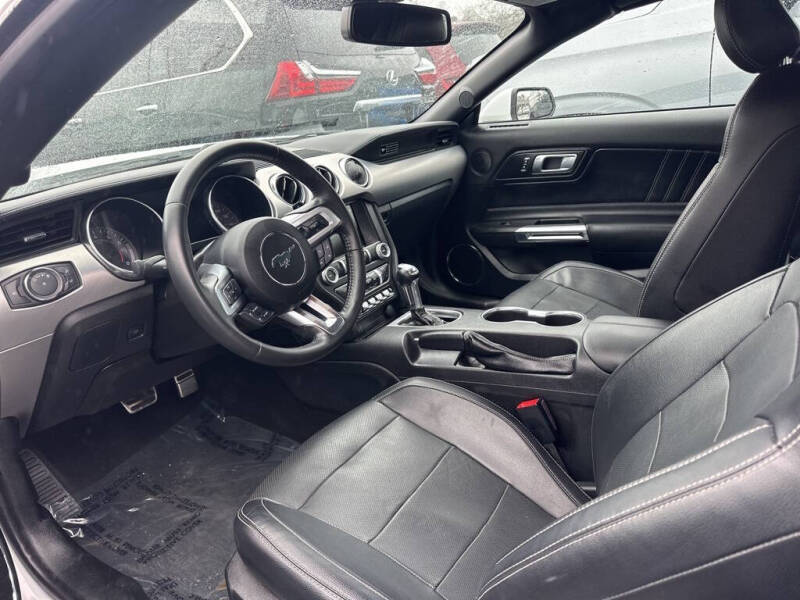 2020 Ford Mustang EcoBoost Premium