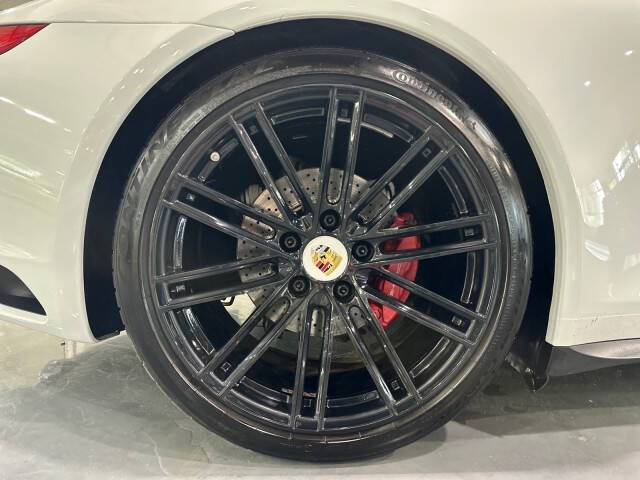 2017 Porsche 911
