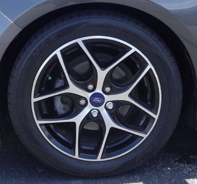 2018 Ford Focus SEL
