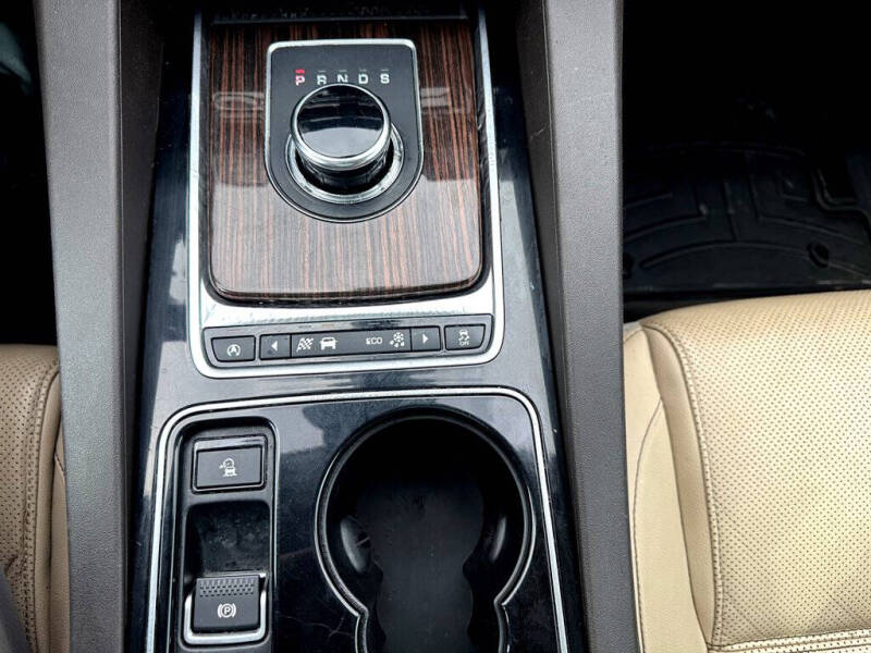 2017 Jaguar F-PACE 35t Prestige
