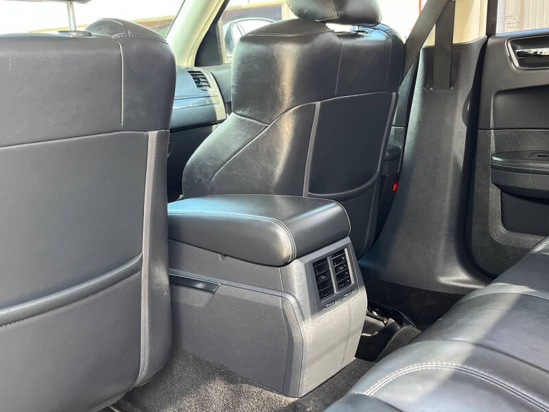 2009 Chrysler 300 SRT-8