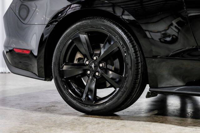 2021 Ford Mustang EcoBoost