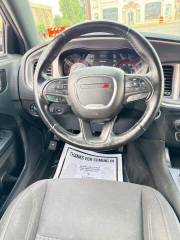 2019 Dodge Charger SXT