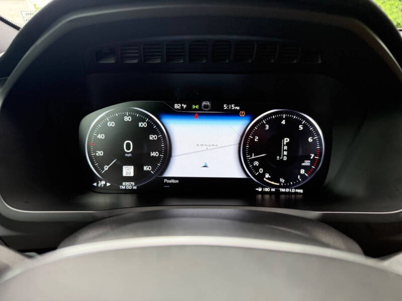 2018 Volvo XC90 T6 Momentum