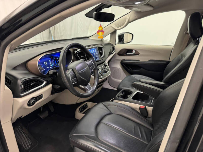 2019 Chrysler Pacifica Touring L Plus