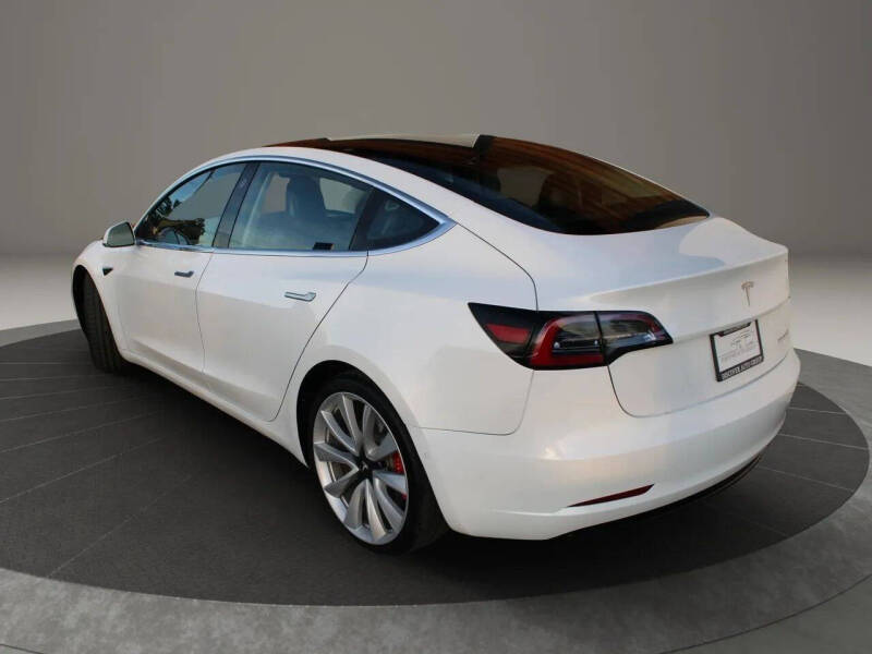 2018 Tesla Model 3 Long Range