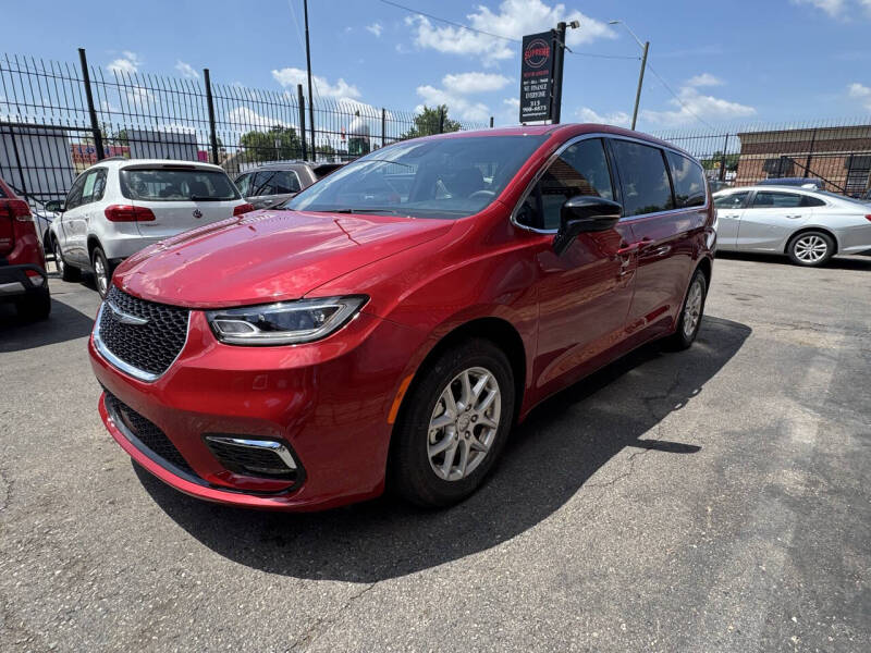 2025 Chrysler Pacifica Select