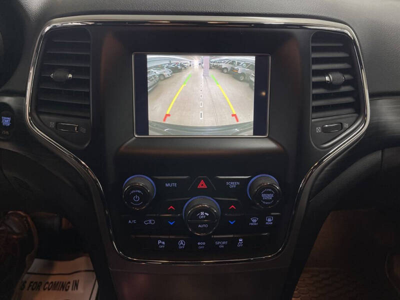 2019 Jeep Grand Cherokee Laredo