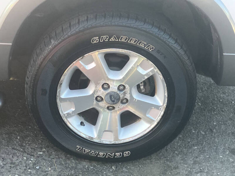 2003 Ford Explorer XLT