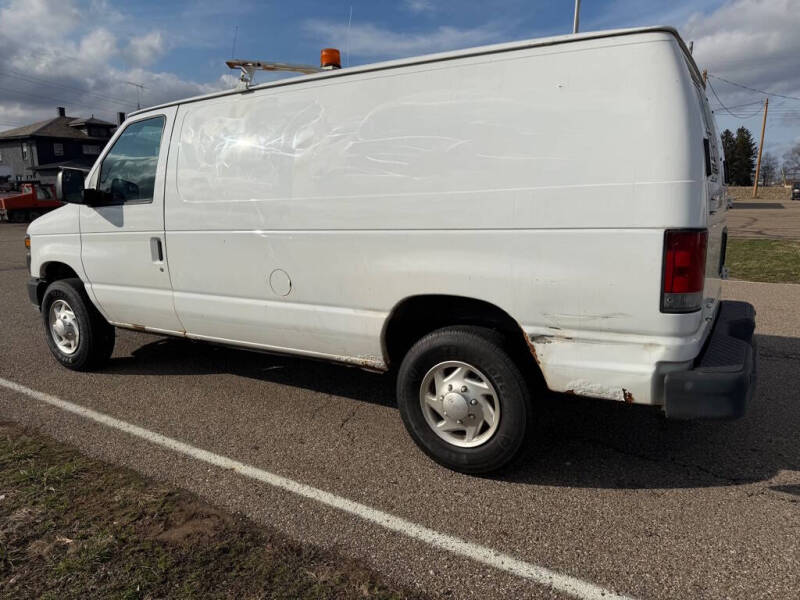 2011 Ford E-Series E-250