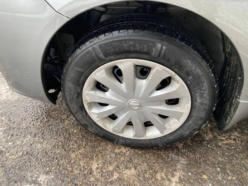 2013 Nissan Versa 1.6 S