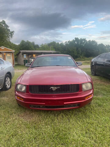2006 Ford Mustang V6 Deluxe