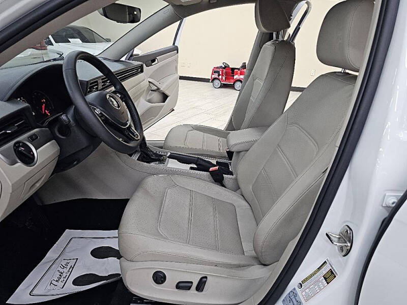 2021 Volkswagen Passat SE