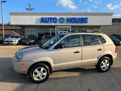 2005 Hyundai Tucson for sale at Auto House Motors in Downers Grove IL