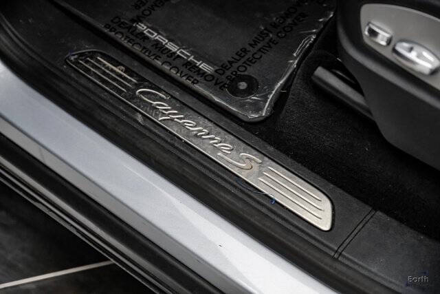 2017 Porsche Cayenne S