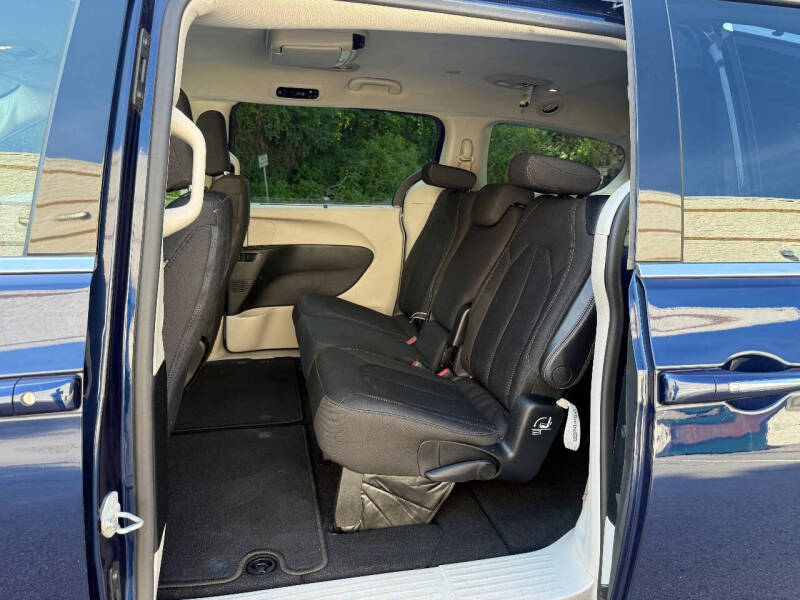 2018 Chrysler Pacifica Touring Plus