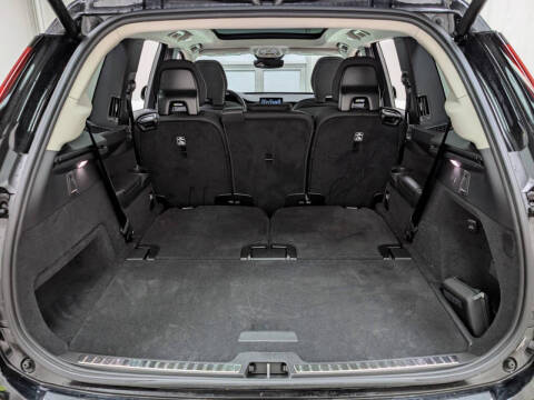 2025 Volvo XC90 B5 Plus Bright Theme 7P