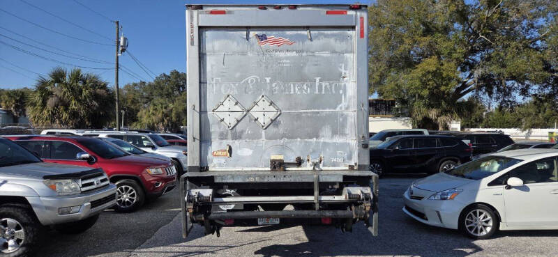 2008 Freightliner M2 106