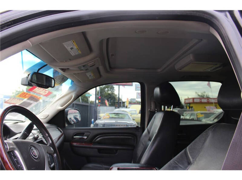 2012 Cadillac Escalade ESV Premium