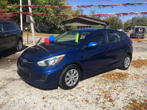 2015 Hyundai Accent for sale at Antique Motors in Plymouth IN
