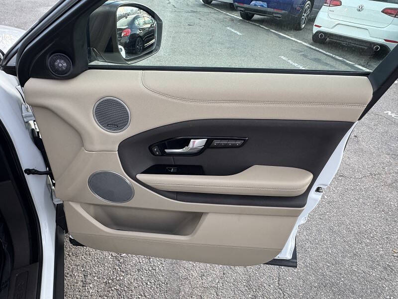 2017 Land Rover Range Rover Evoque SE