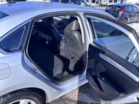 2012 Volkswagen Passat SE PZEV