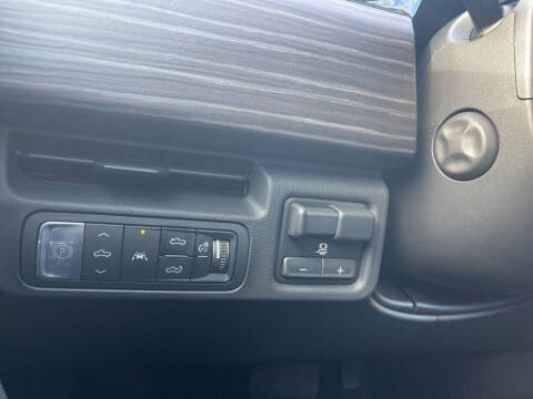 2024 GMC Sierra EV Denali Edition 1