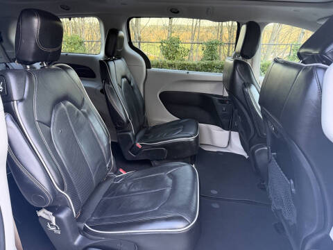 2022 Chrysler Pacifica Limited