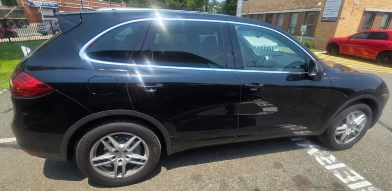 2011 Porsche Cayenne S